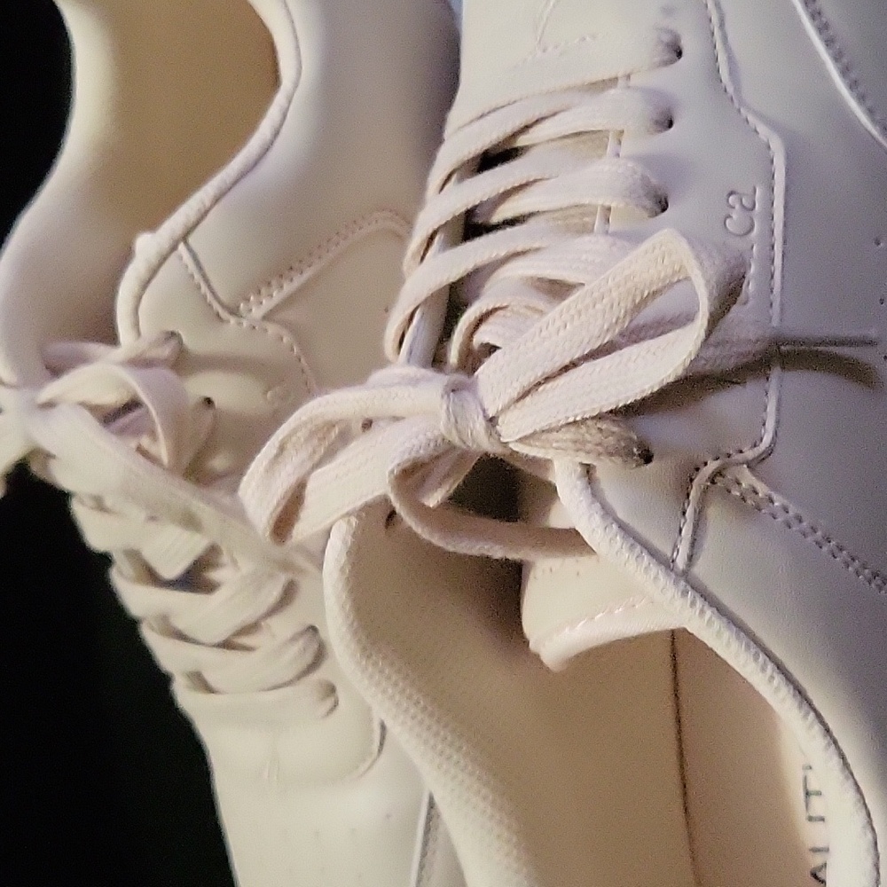 Shoes - Picture 12 of 12